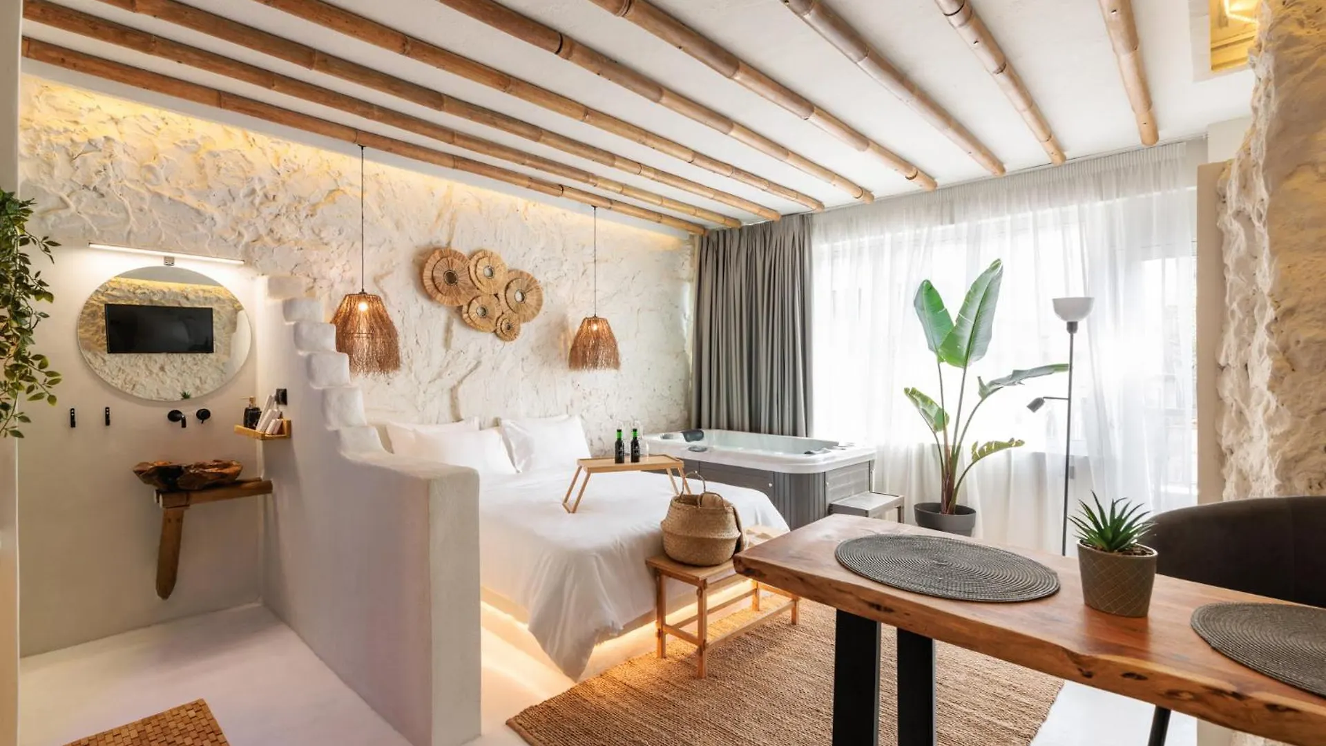 Unique Room-Jacuzzi And Balcony 塞萨洛尼基 0*,
