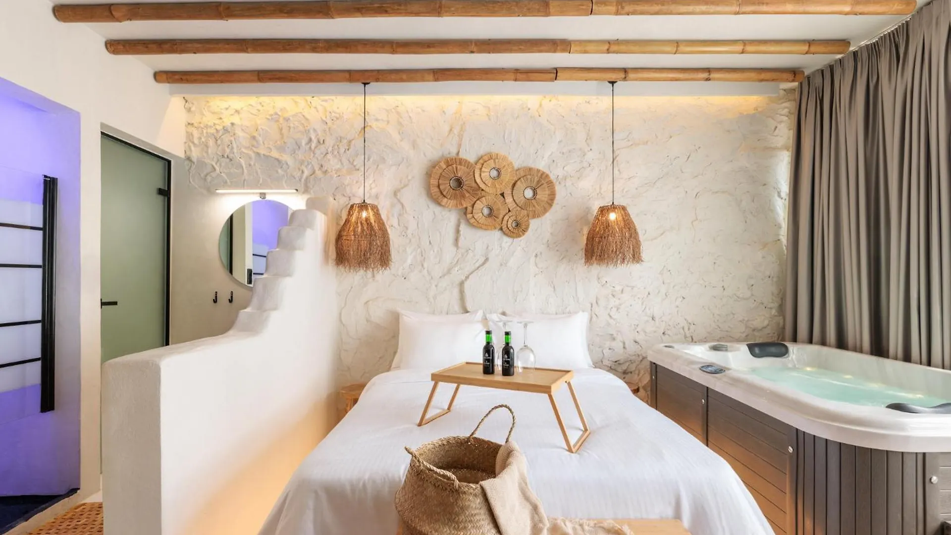 Unique Room-Jacuzzi And Balcony 塞萨洛尼基