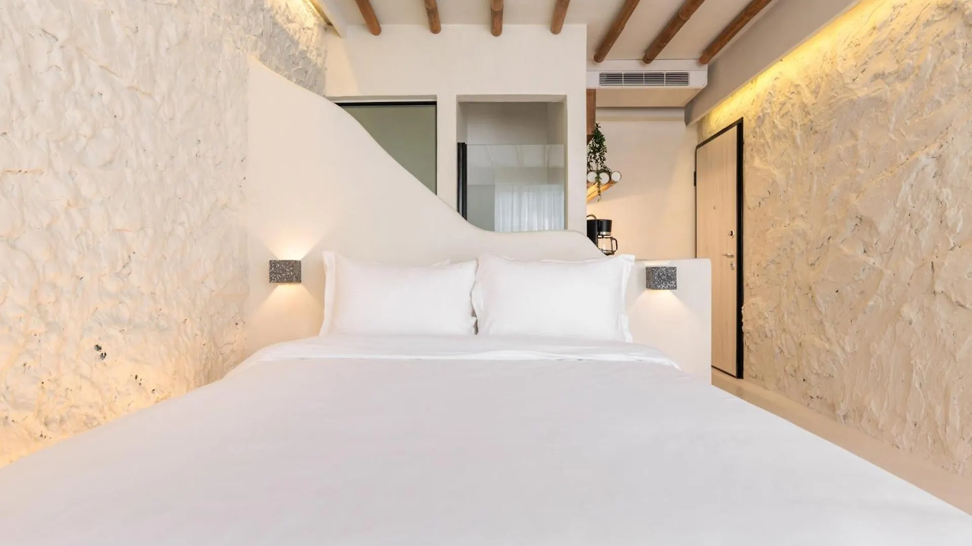 Unique Room-Jacuzzi And Balcony 塞萨洛尼基
