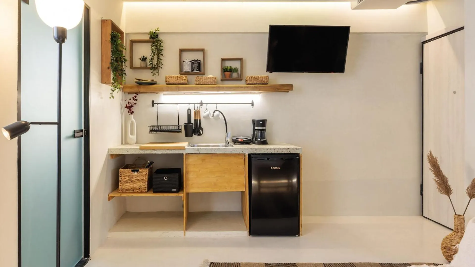 Unique Room-Jacuzzi And Balcony 塞萨洛尼基 0*,